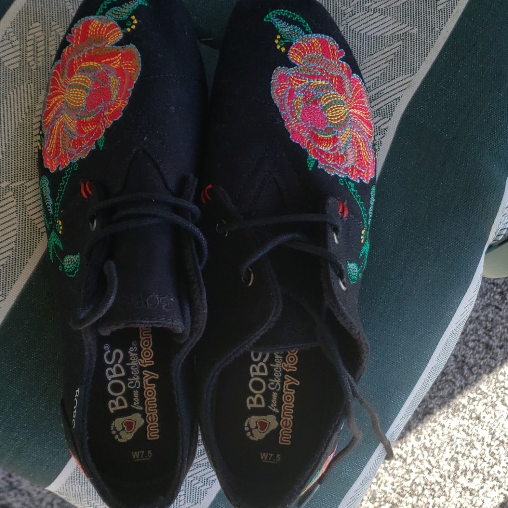 Bobs from sketchers